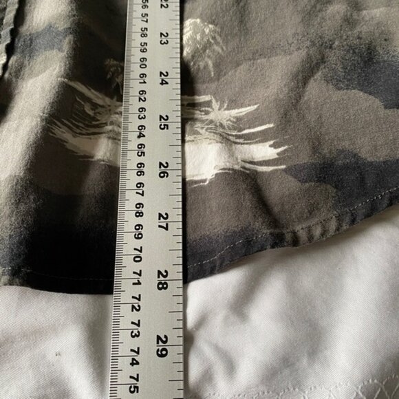 EXP Short Sleeve Tropical Island Men's Gray Button Up Shirt Size Medium - Picture 6 of 6